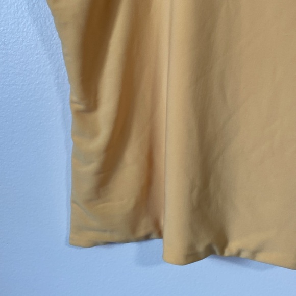 Joseph Ribkoff Light Yellow Sleeveless stretchy Top shirt size 16 - Picture 3 of 9